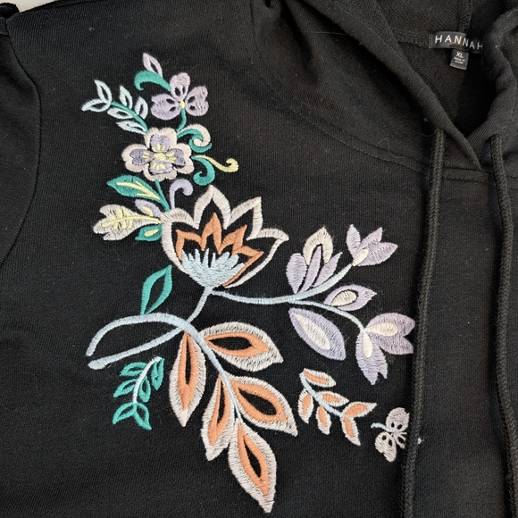 Hannah Black Hoodie with Colorful Floral Embroidery - Picture 4 of 8